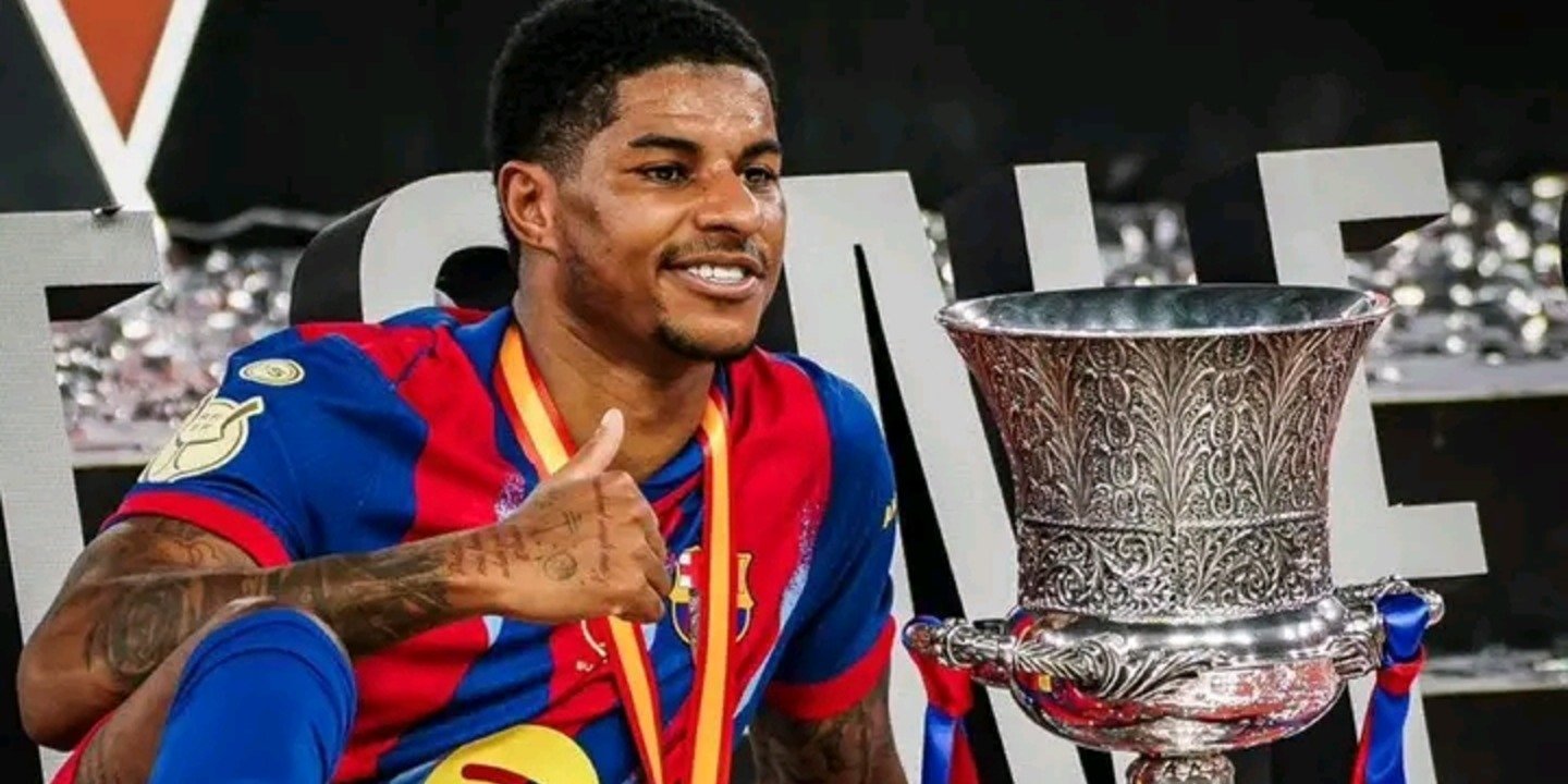 Marcus Rashford Paragraph 💣💙 ️ Marcus Rashford is 𝐔𝐍𝐒𝐓𝐎𝐏𝐏𝐀𝐁𝐋𝐄 in Champions League with Barcelona ...