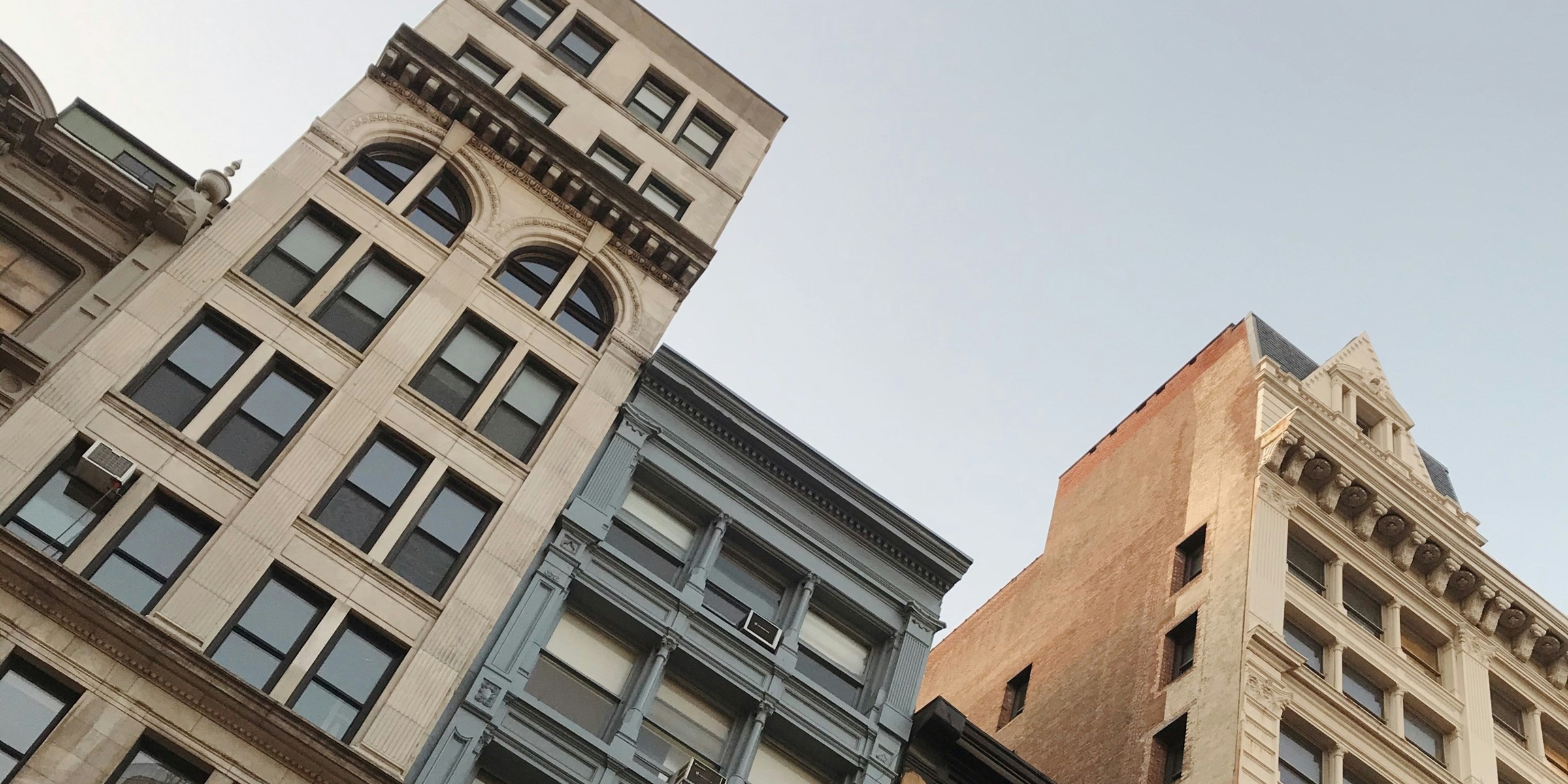 Cover image for The 9-step rule: Why simple, narrow buildings are good for cities