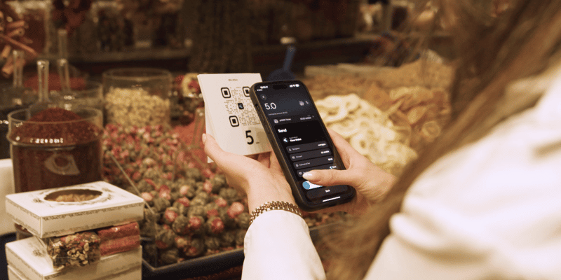 Cover image for Clave Debuts Mass Market Payment Solution on zkSync with Real-World Payments at Devconnect